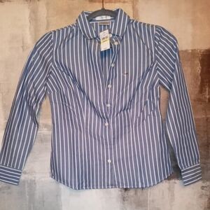 #BNWT Womens Van Heusen Blue and White Vertical Stripe Shirt Sz XXS